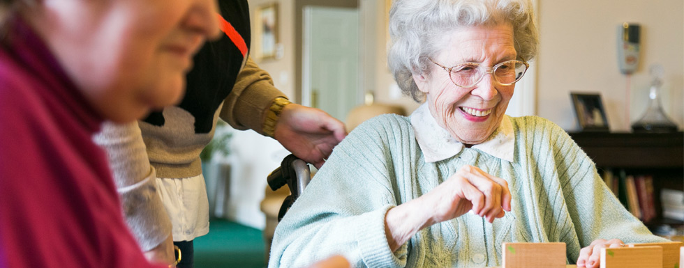 residents playing a puzzle at Lakeside watermead